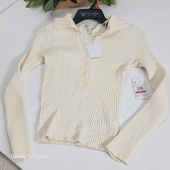 yessica Simpson Tops - Cream Ribbed Button-Front Long Sleeve Top